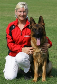 Nathalie Prachensky mit Cobra d`Ulmental Nathalie Prachensky mit Cobra d`Ulmental