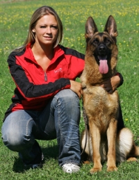 Natalie Talasz mit Clea d`Ulmental Natalie Talasz mit Clea d`Ulmental