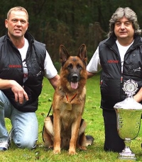 Jürgen Manser und Daniele Francioni mit Pakros dUlmental Jürgen Manser und Daniele Francioni mit Pakros dUlmental