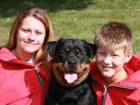 Claudia Wolf-Meixner und Marco Wolf mit Hope vom Schwaiger Wappen Claudia Wolf-Meixner und Marco Wolf mit Hope vom Schwaiger Wappen